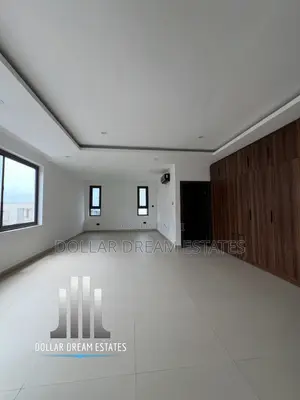 4bdrm House in Adjiriganor for sale