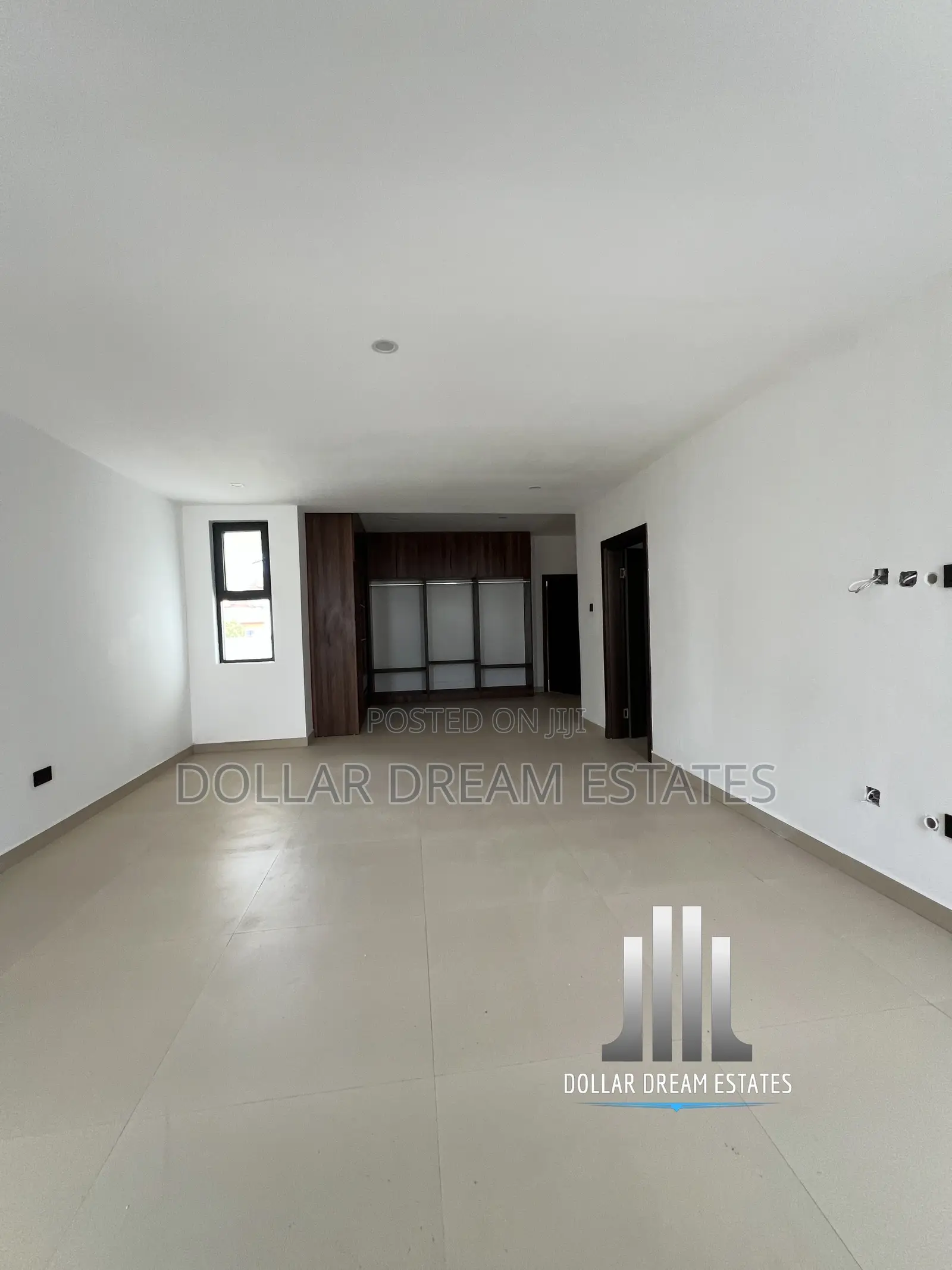 4bdrm House in Adjiriganor for sale