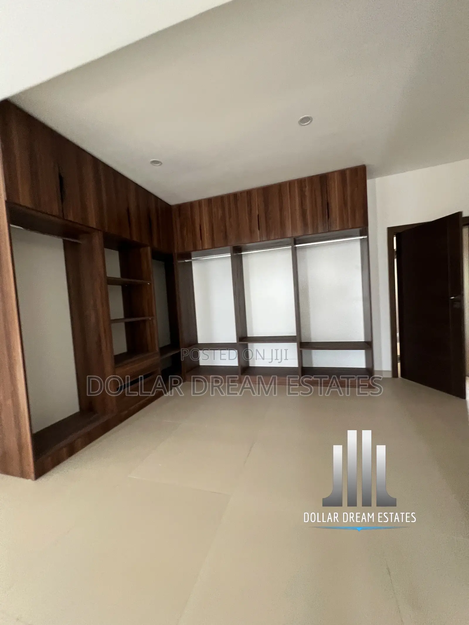4bdrm House in Adjiriganor for sale
