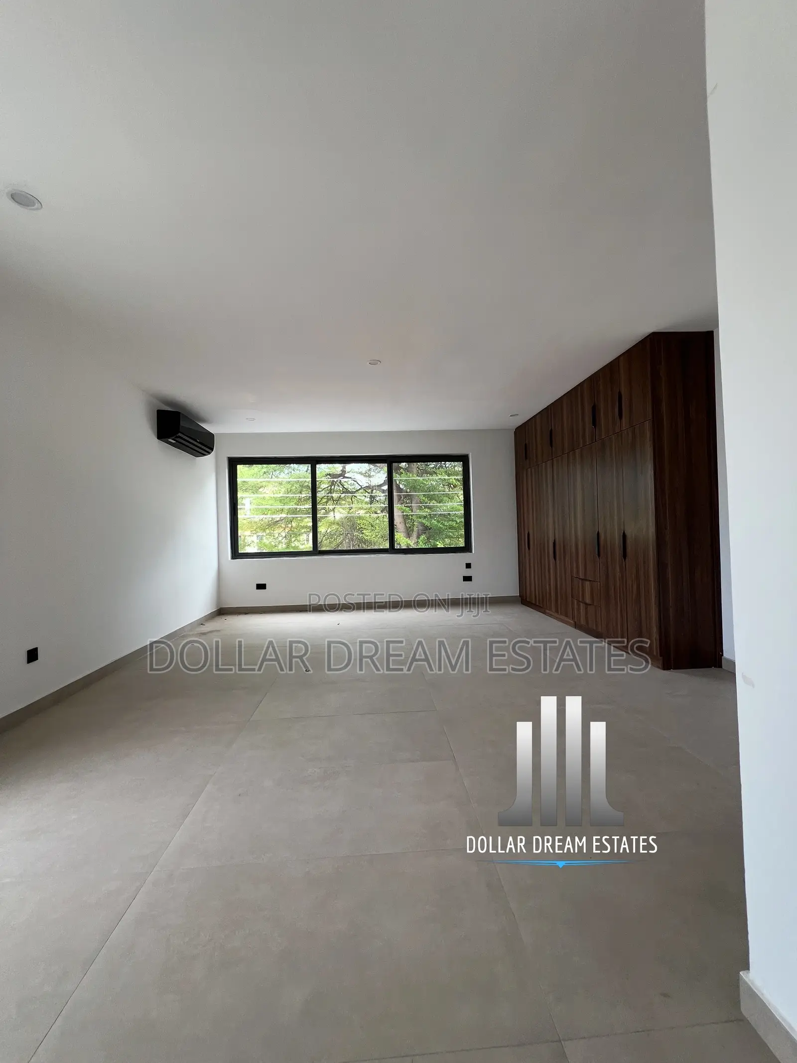 4bdrm House in Adjiriganor for sale