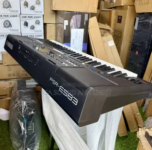 Yamaha PSR E583 61-Keys Keyboard