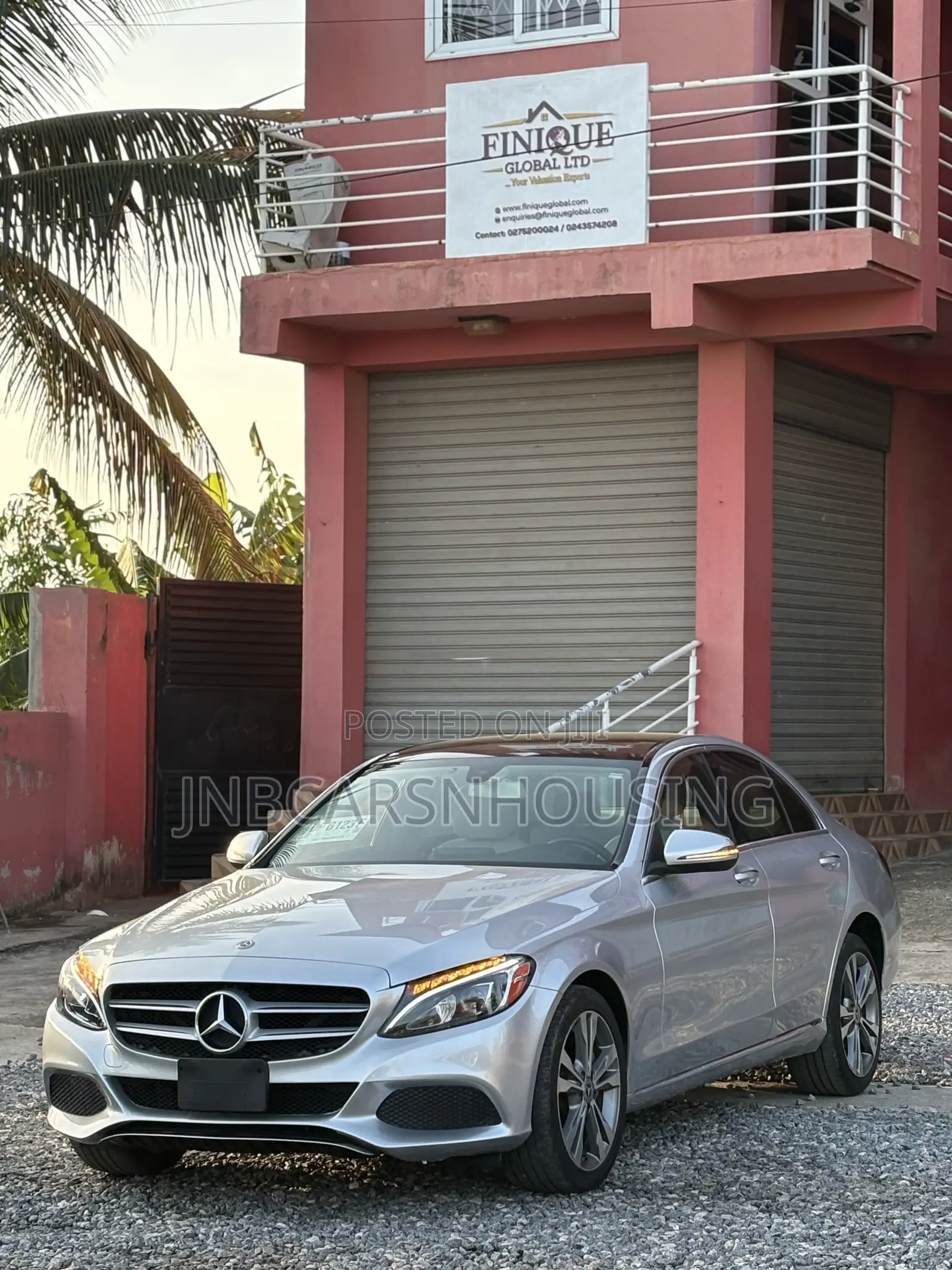 Mercedes-Benz C300 2017 Silver