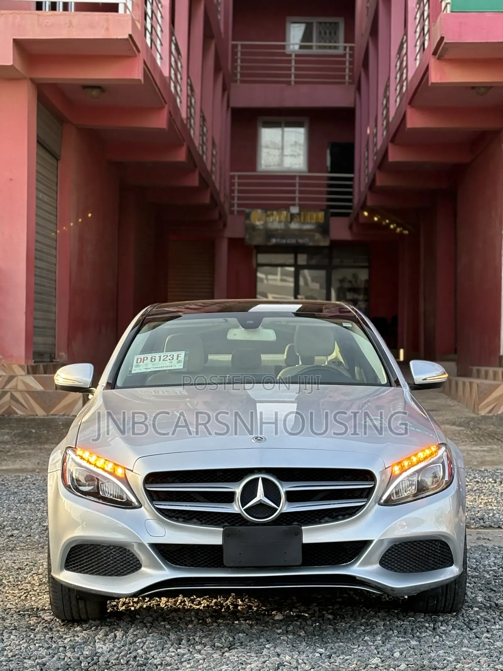 Mercedes-Benz C300 2017 Silver