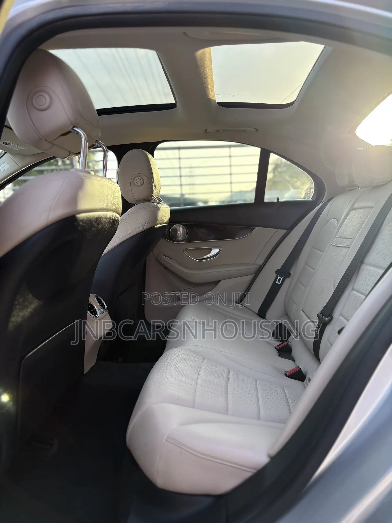 Mercedes-Benz C300 2017 Silver
