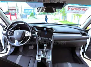 Honda Civic EX Sedan 2019 White