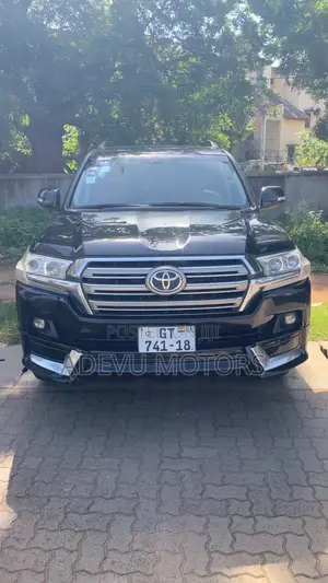 Toyota Land Cruiser 4.5 V8 GX-R 2015 Black