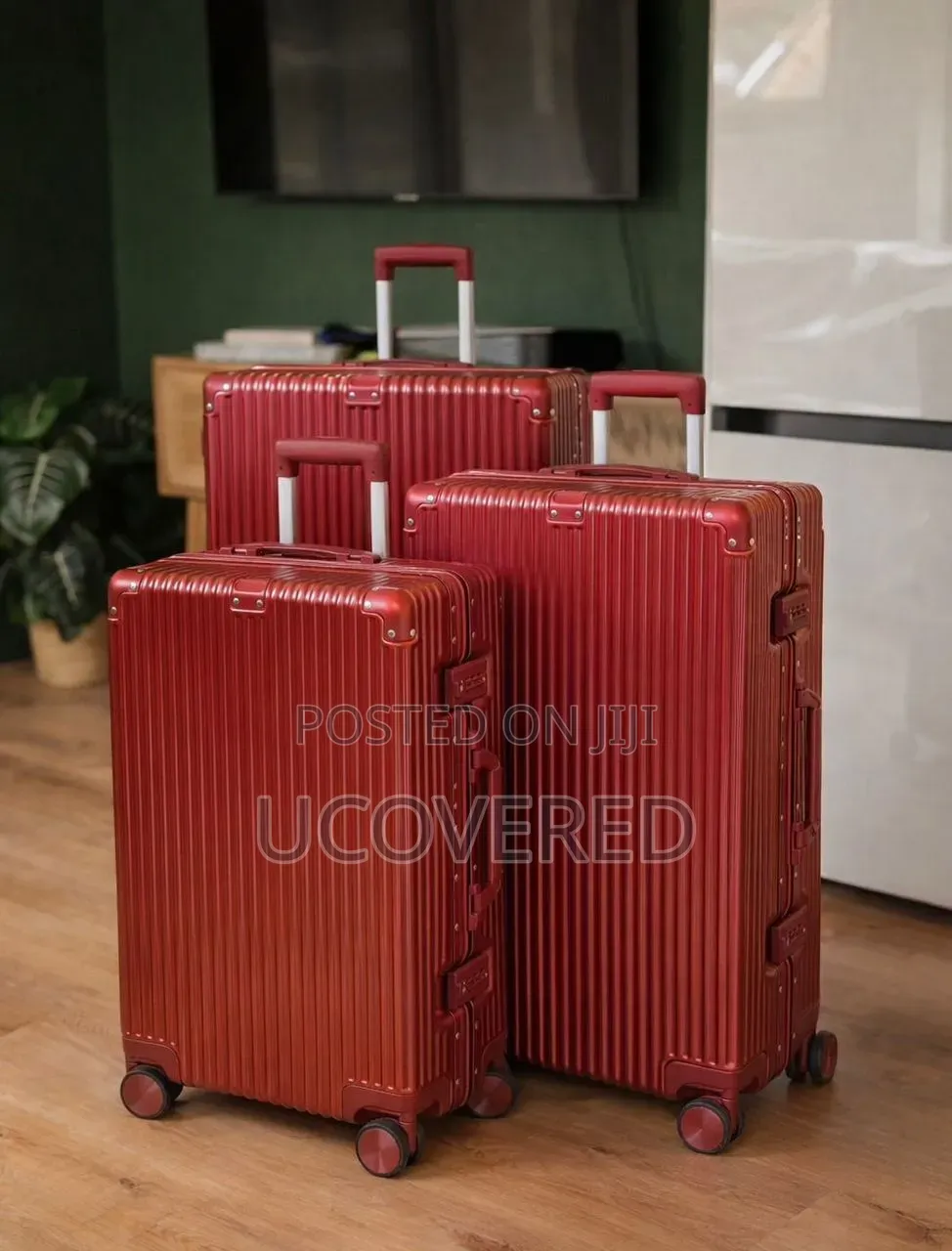 High-Quality Aluminum Suitcases Featuring Hard Shells