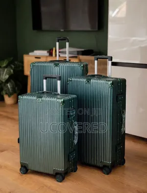 High-Quality Aluminum Suitcases Featuring Hard Shells