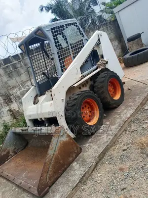 Bobcat Skid Steer Loader S130