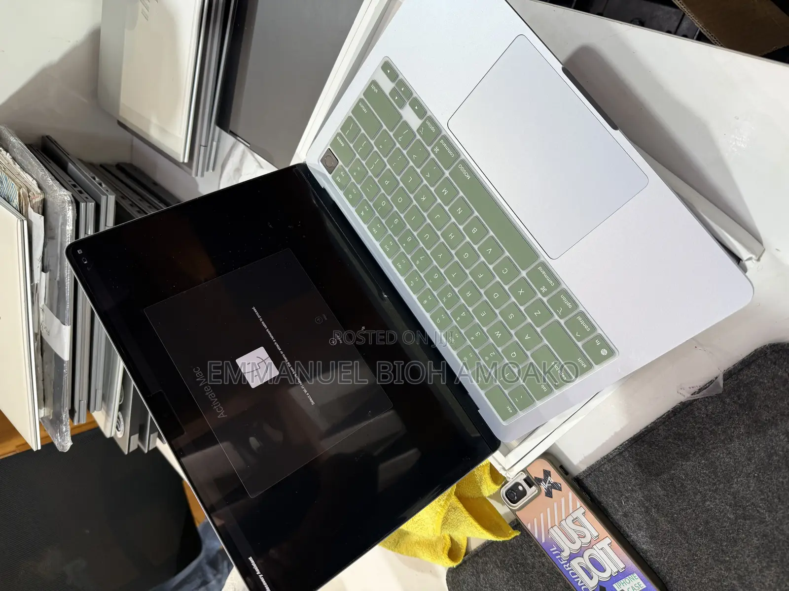 Laptop Apple MacBook Air 2025 M4 13-inch 16GB Apple M4 SSHD+SSD 256GB