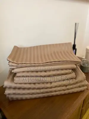 Premium Feel, Luxury Touch (Hotel 2 Pure Cotton Sheets,4 Pillow Cases