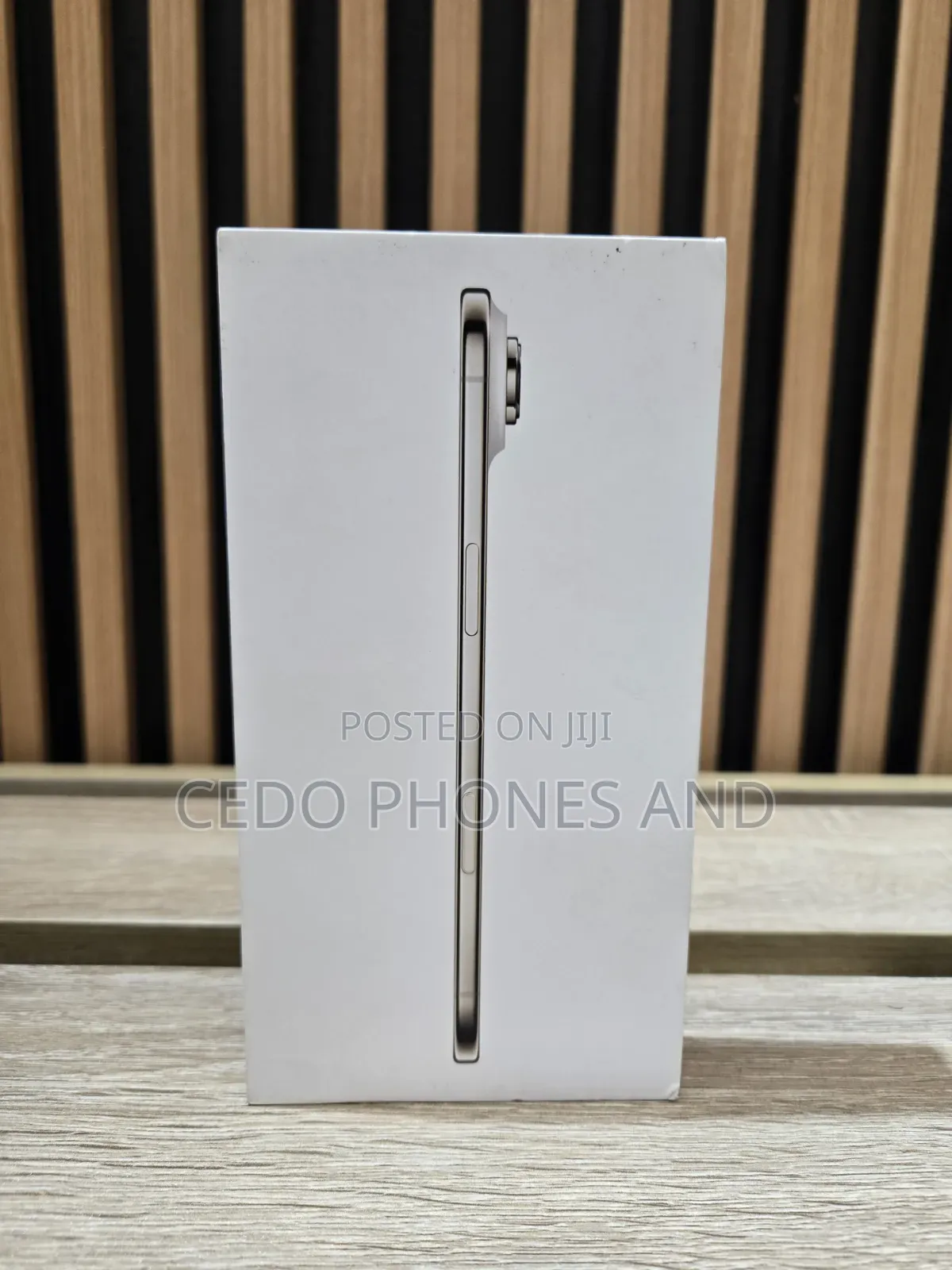 New Apple iPhone Air 256 GB Gold