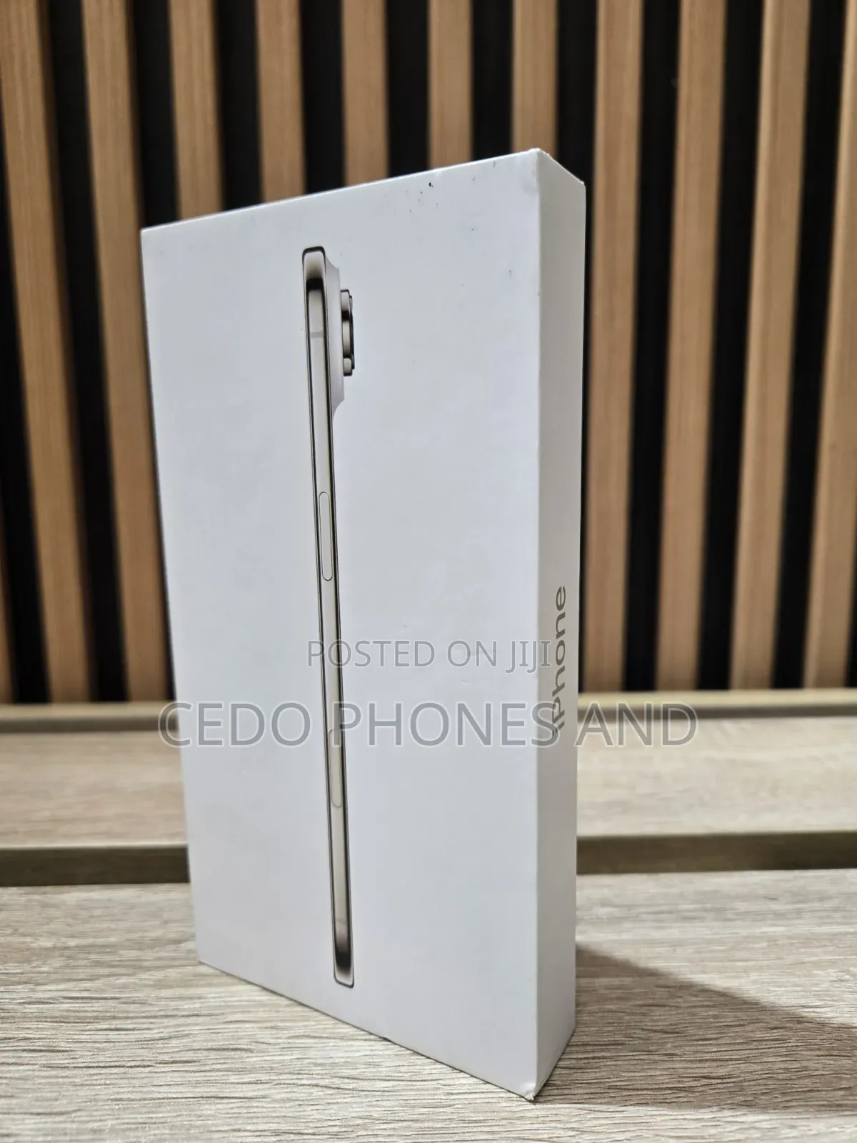 New Apple iPhone Air 256 GB Gold