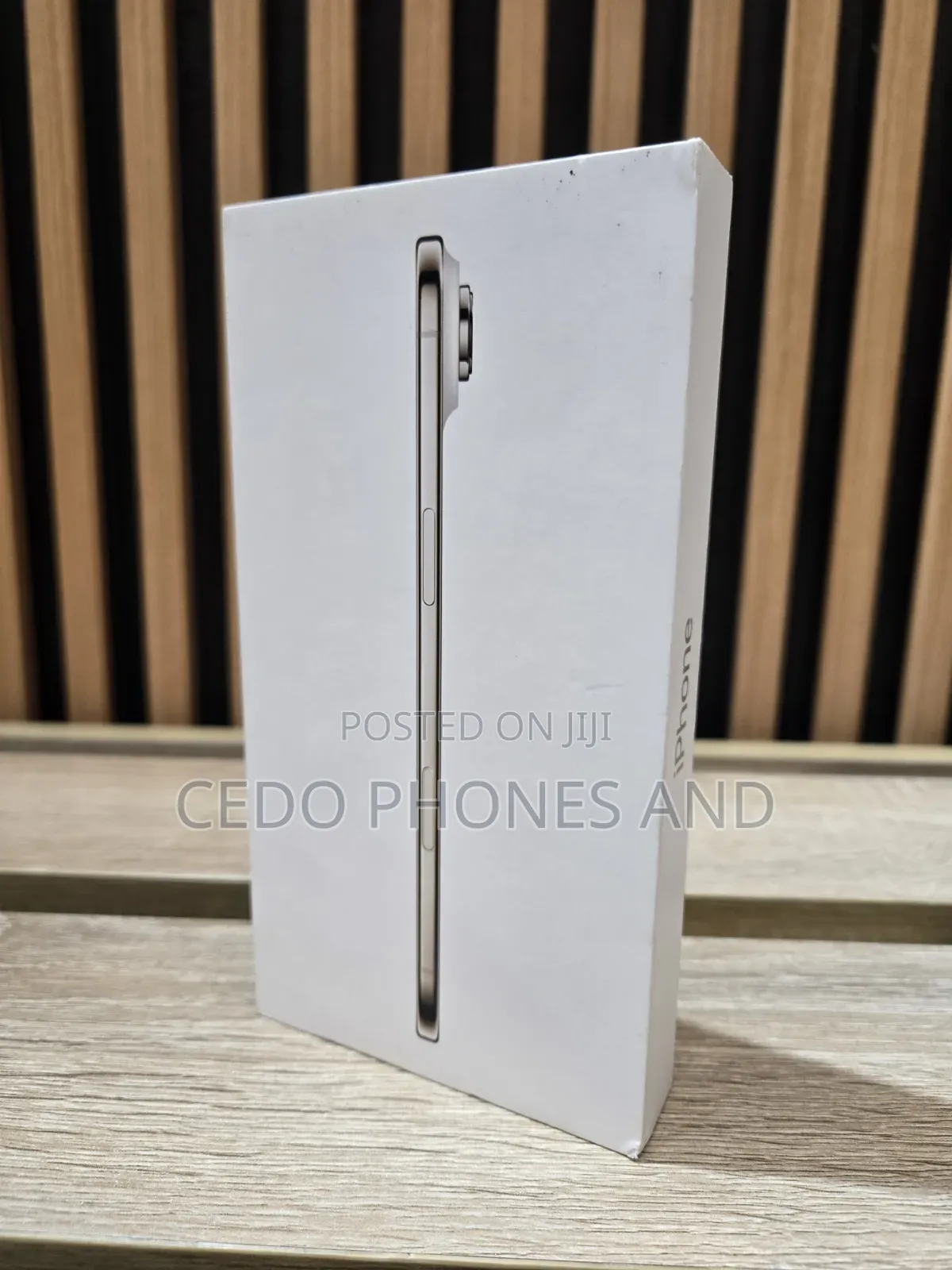 New Apple iPhone Air 256 GB Gold