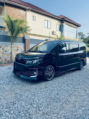 Toyota Voxy SV Premium 2014 Black
