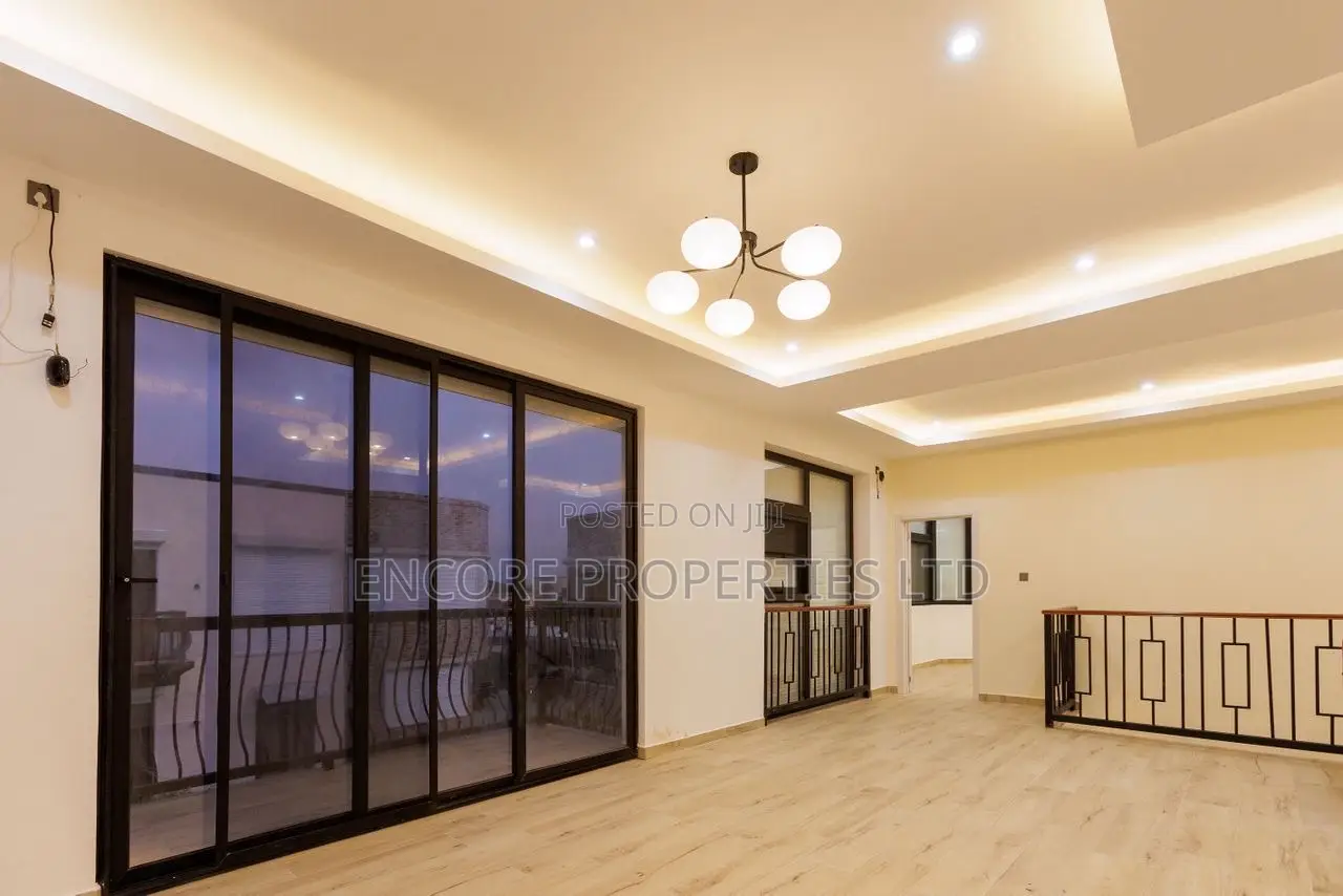 4bdrm House in Nikoi Street, East Legon for rent