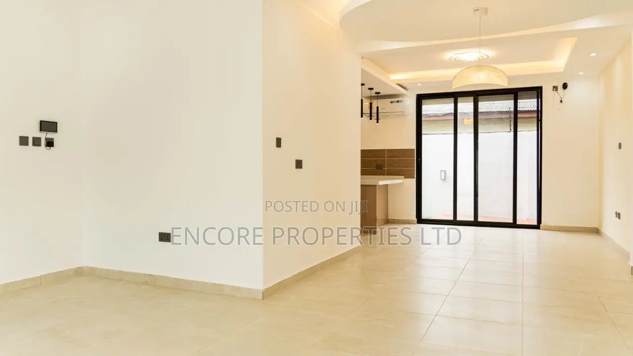 4bdrm House in Nikoi Street, East Legon for rent