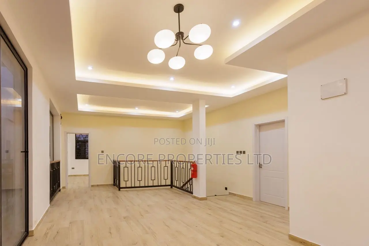 4bdrm House in Nikoi Street, East Legon for rent