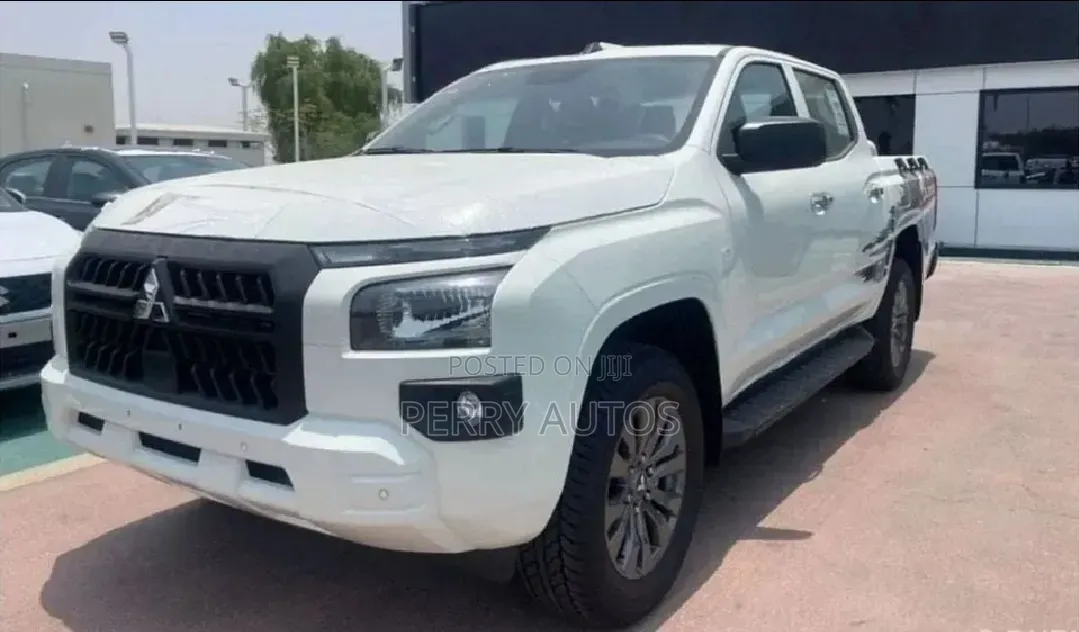 New Mitsubishi L200 2025 White