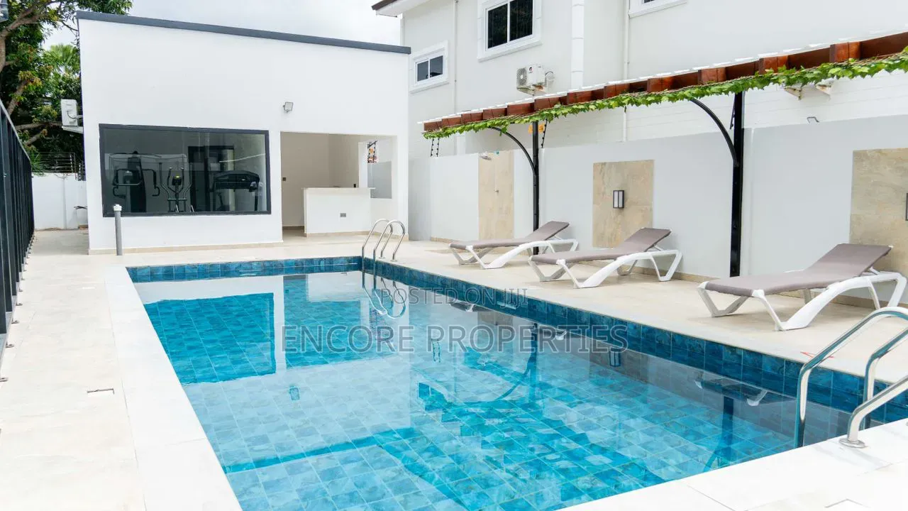4bdrm House in Nikoi Street, A&C Mall Area for rent