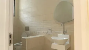 4bdrm House in Nikoi Street, A&C Mall Area for rent