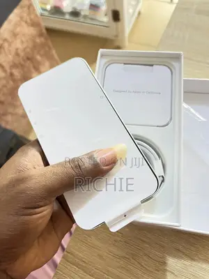 New Apple iPhone 12 64 GB