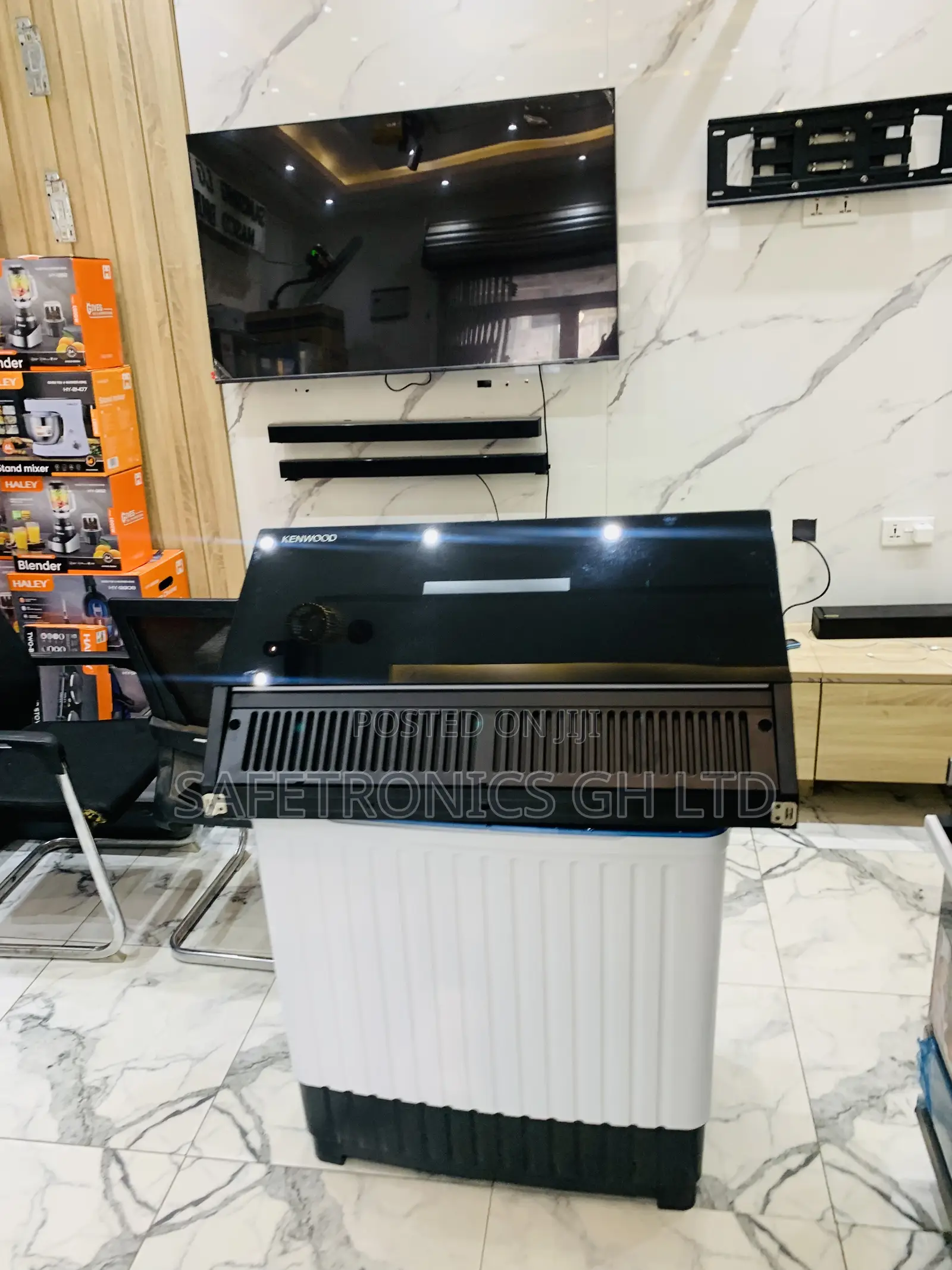 Unique Fast Kenwood 90cm Mirror Black Finish Extractor