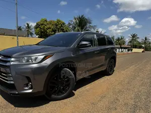 Toyota Highlander 2016 Gray