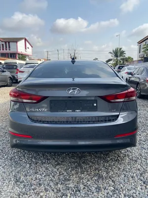 Hyundai Avante 2018 Gray