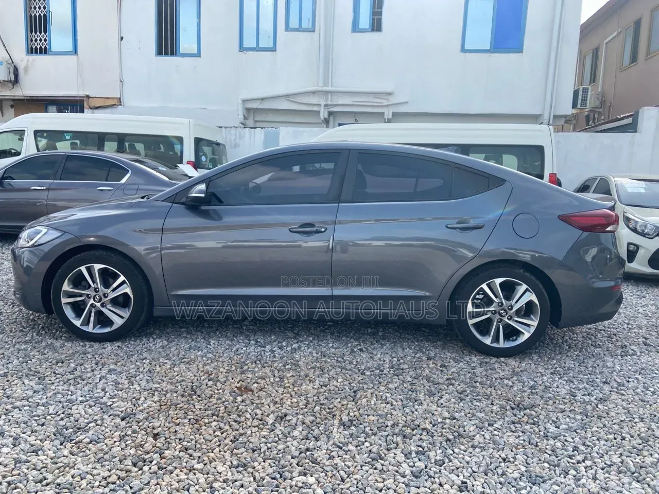Hyundai Avante 2018 Gray