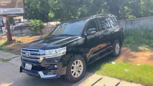 Toyota Land Cruiser 4.5 V8 GX-R 2015 Black
