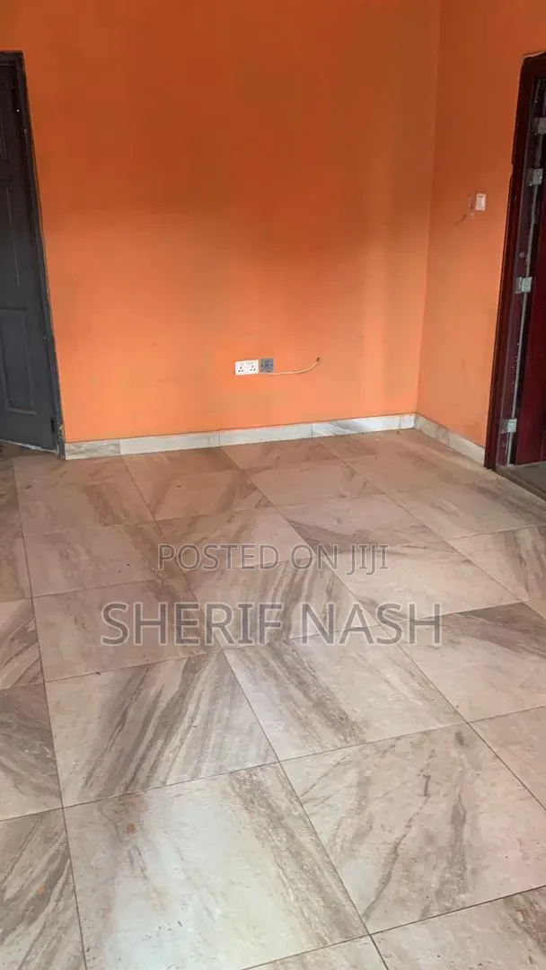 2bdrm Apartment in Ashiyie Fullani, Accra Metropolitan for rent