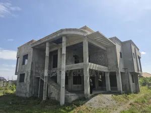 6bdrm House in Gbetsile, Community 25 for sale