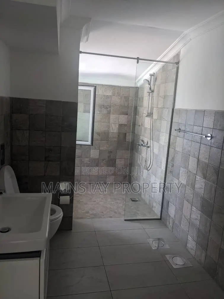 3bdrm Apartment in Mainstay Estates, Labone for rent