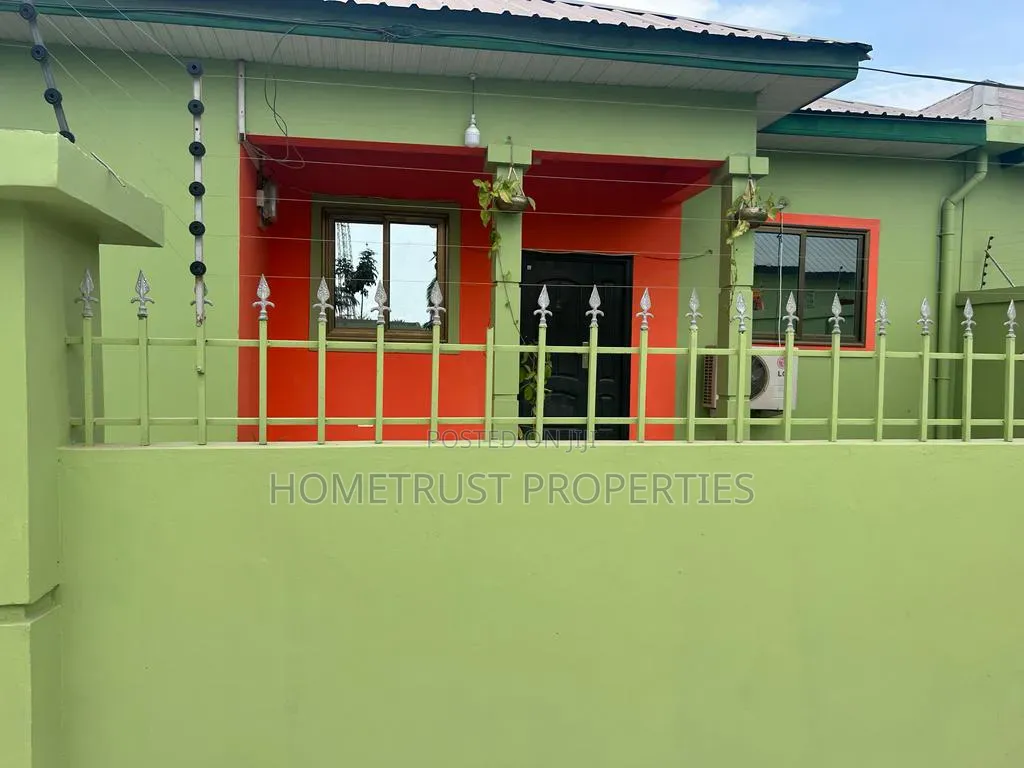 11bdrm Apartment in Kasoa Krispo, Pentecost for sale