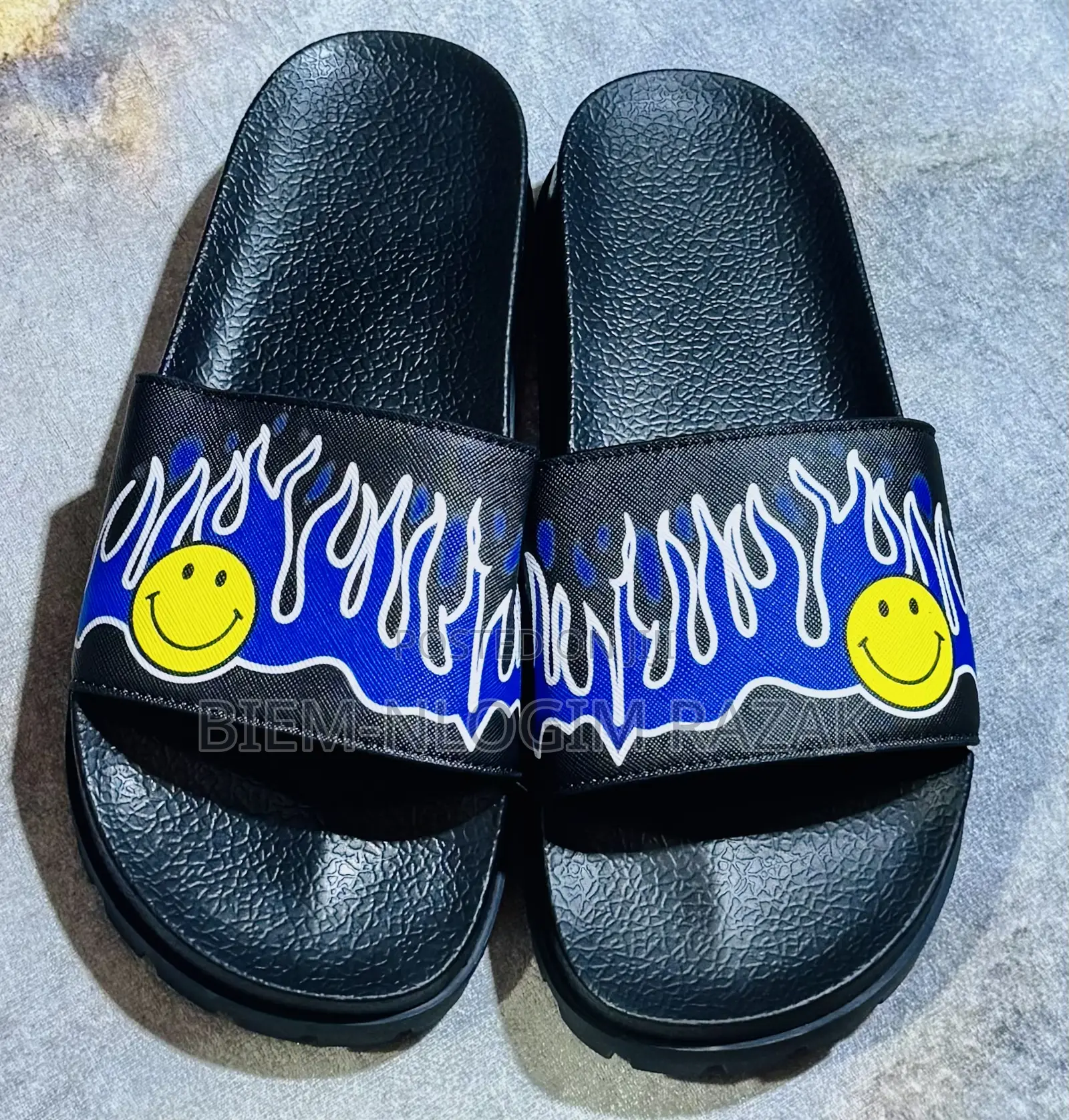 High Quality Luis Vuitton Slides Available in Stock