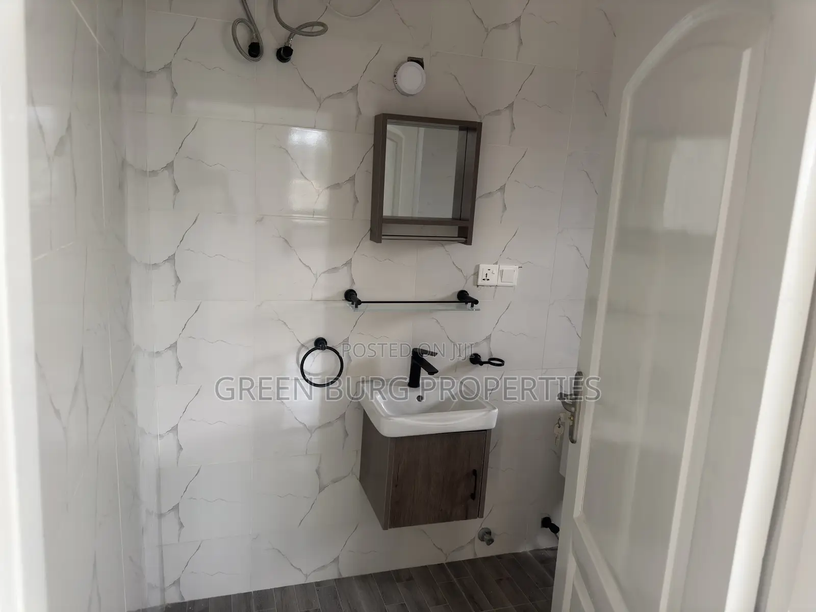 2bdrm Apartment in East Legon for rent