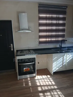 3bdrm Condo in Achimota, Overhead for rent