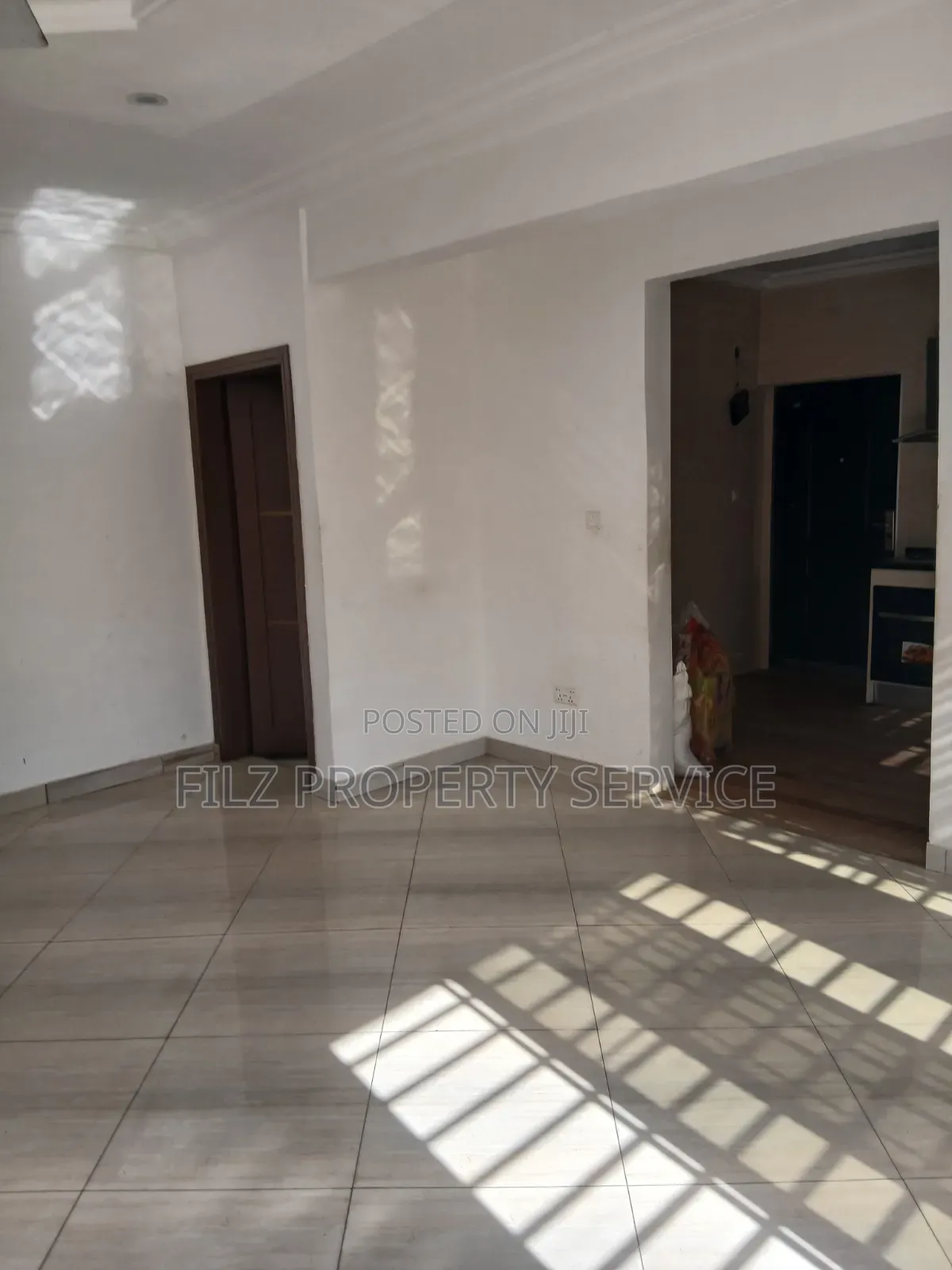 3bdrm Condo in Achimota, Overhead for rent