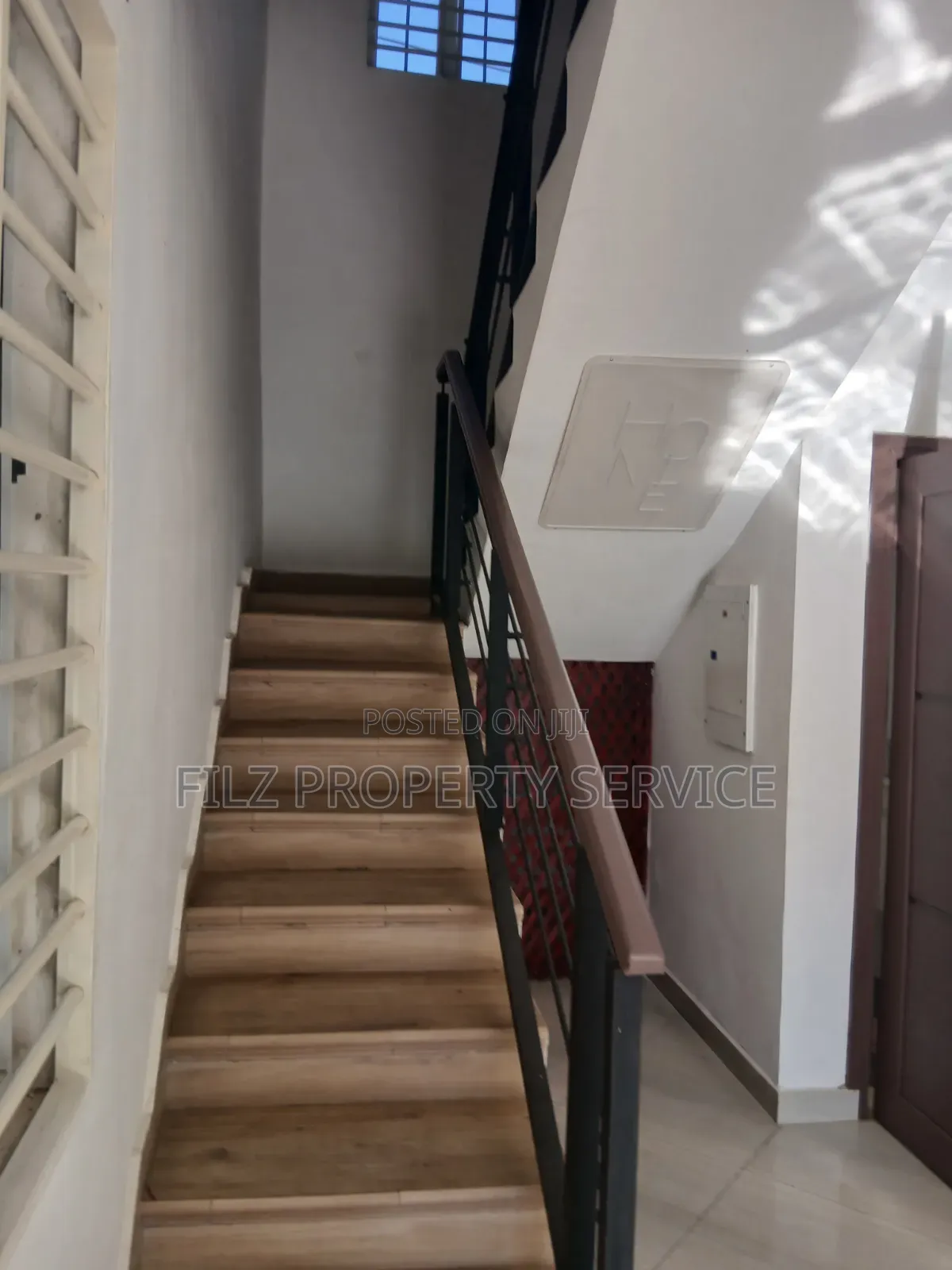 3bdrm Condo in Achimota, Overhead for rent