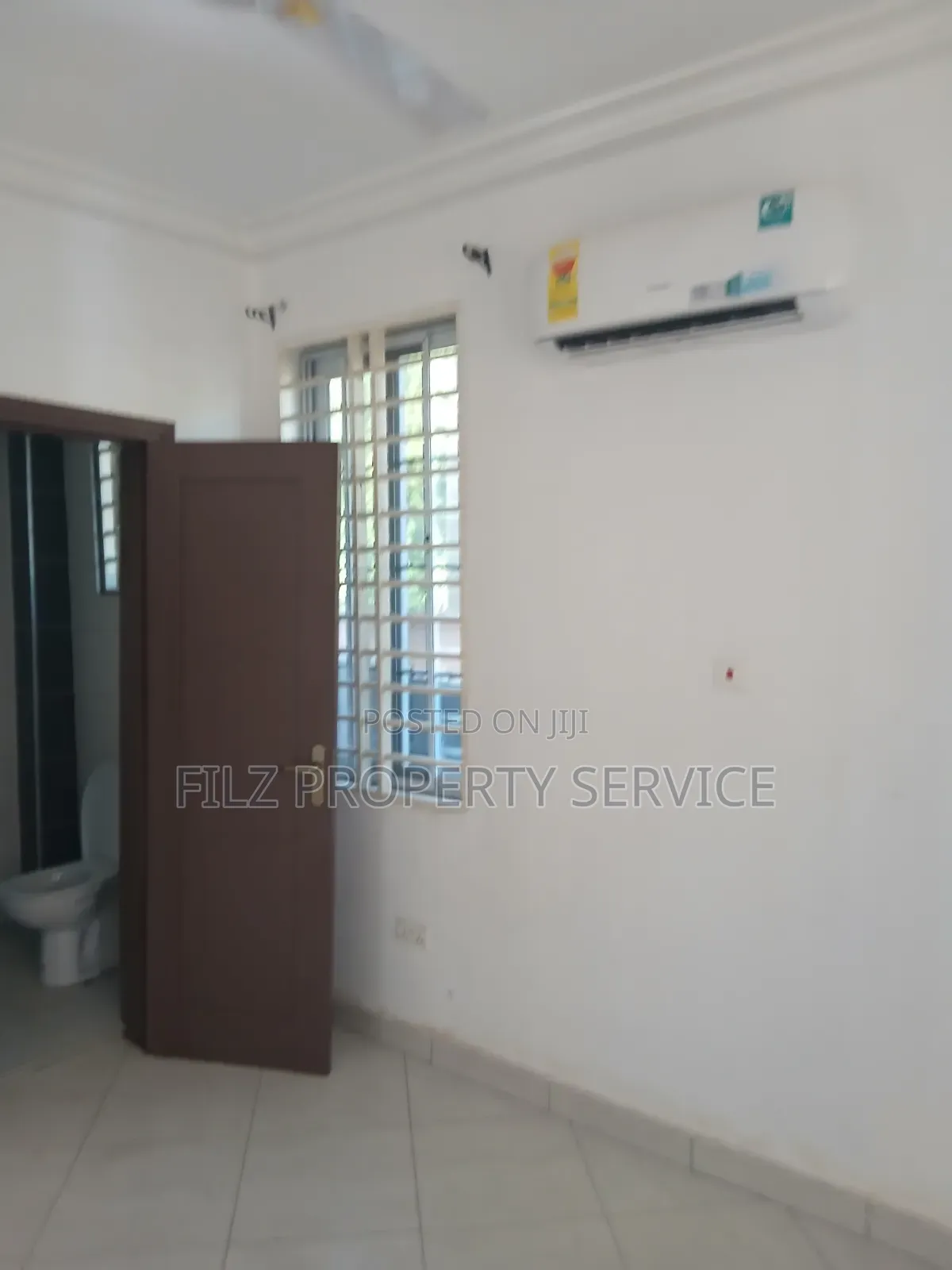 3bdrm Condo in Achimota, Overhead for rent