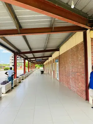Quick Sale/– Warehouse On 5 Acres