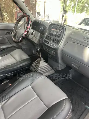 Nissan Hardbody 2019 White