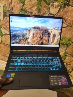 Laptop MSI Katana 15 16GB Intel Core i7 SSD 1T