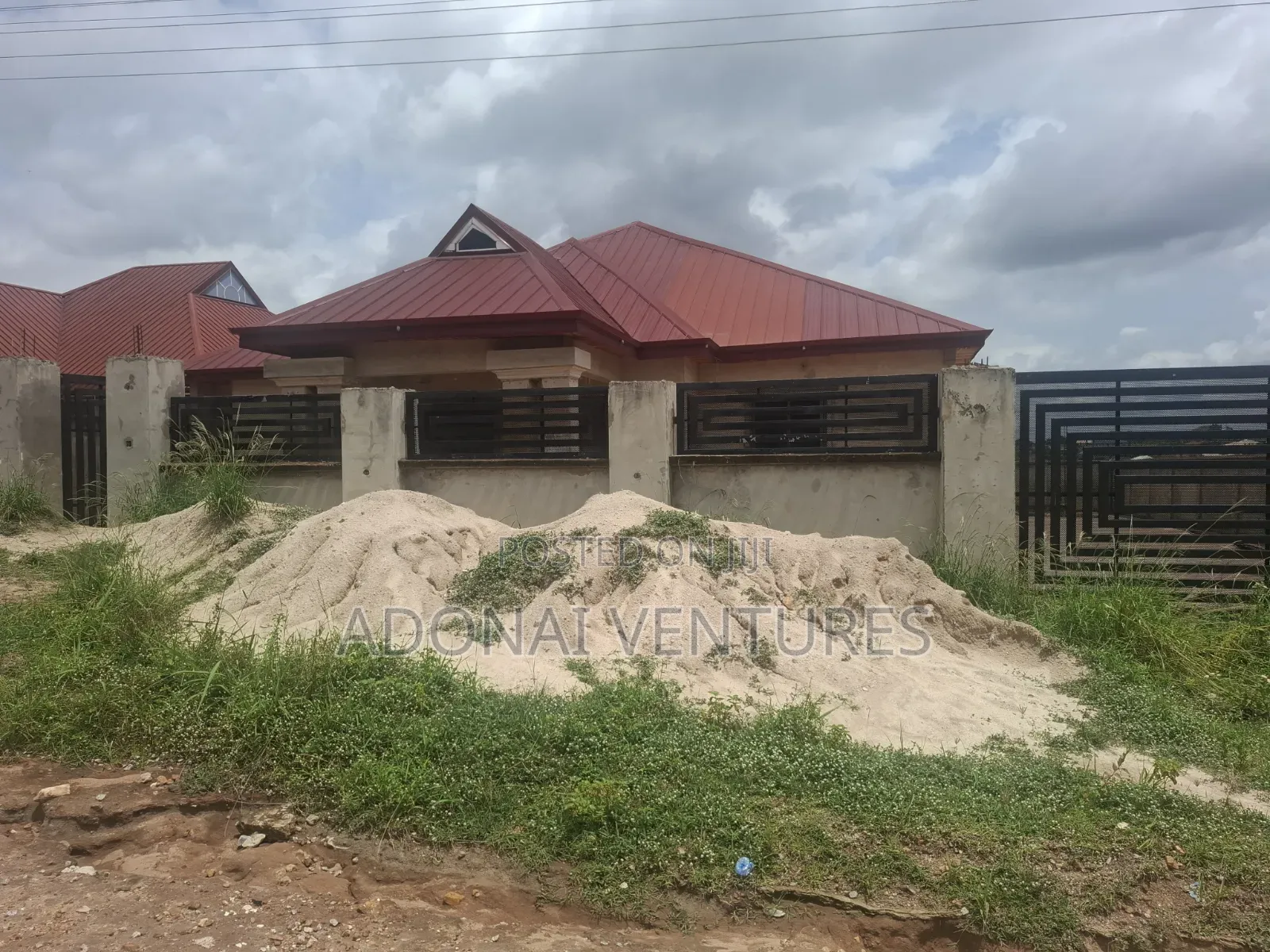5bdrm House in Sokoban Apaaso, Kumasi Metropolitan for sale