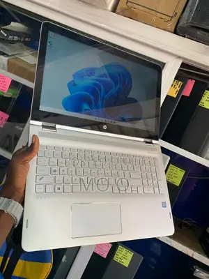 Laptop HP Envy x360 15-cp0013nr 8GB Intel Core i7 SSD 256GB