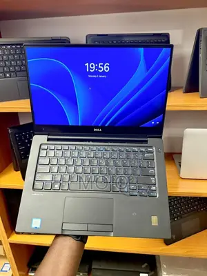 Laptop Dell Latitude 13 7370 8GB Intel Core M SSD 256GB