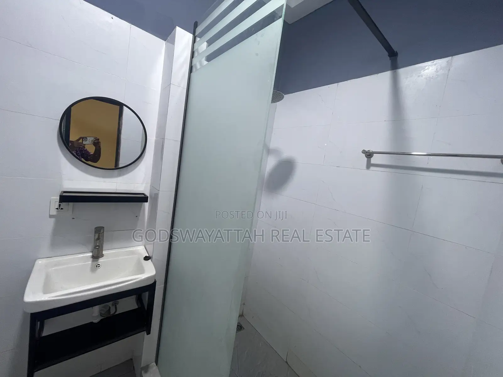 2bdrm Apartment in East Legon, Adjiriganor for rent