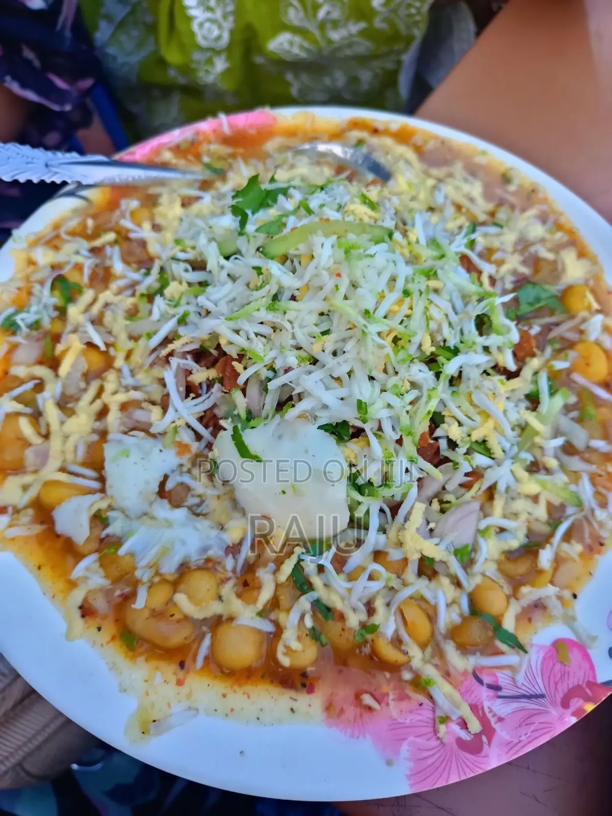 Chotpoti (Spicy White Peas)