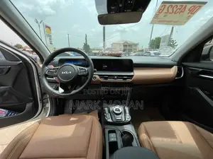 Kia Seltos 2025 White